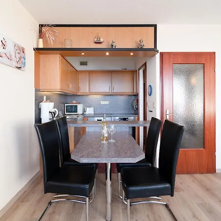 App 295 - Strandlage Sierksdorf